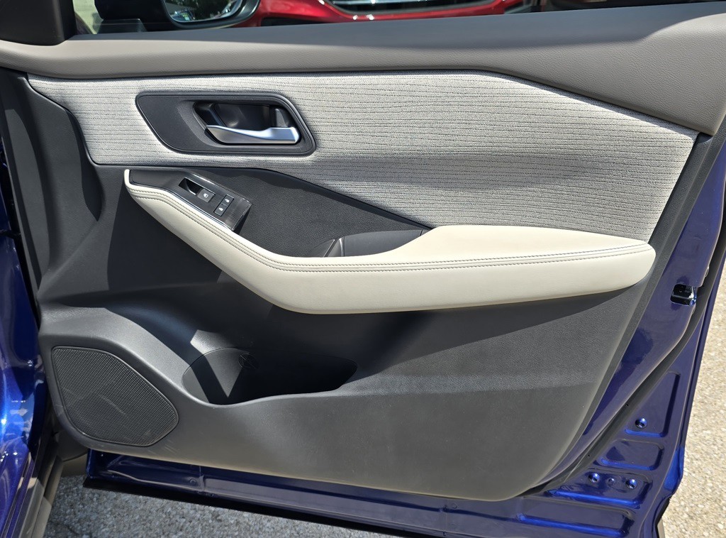 2023 Nissan Rogue Image 35