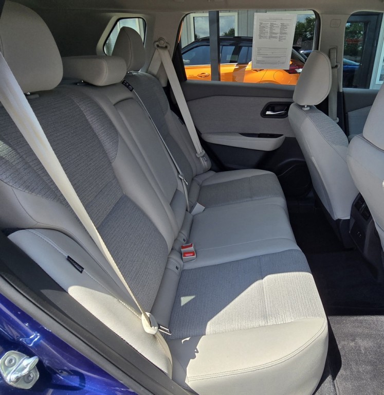 2023 Nissan Rogue Image 39