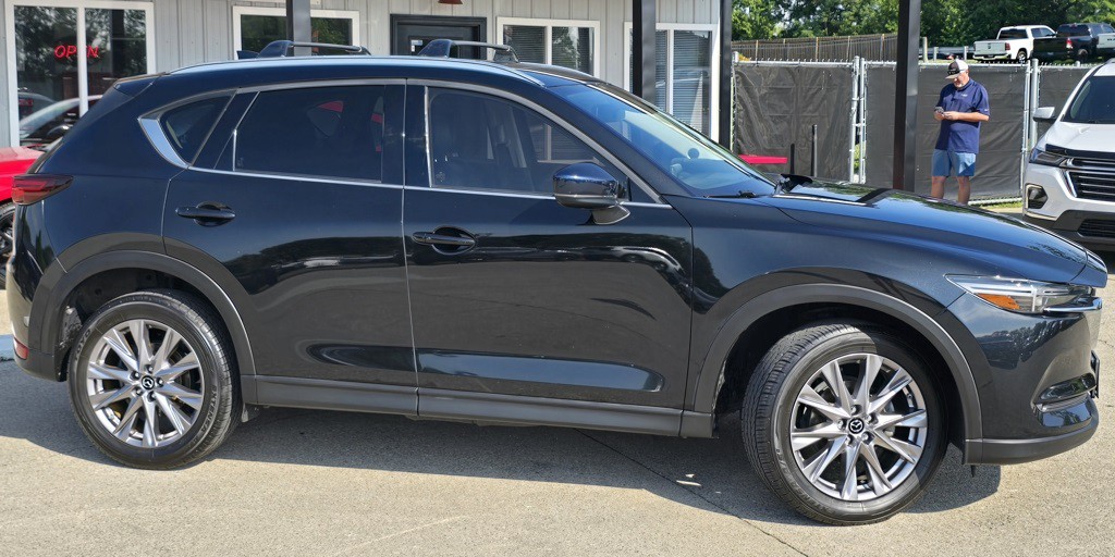 2019 Mazda CX-5 Image 2