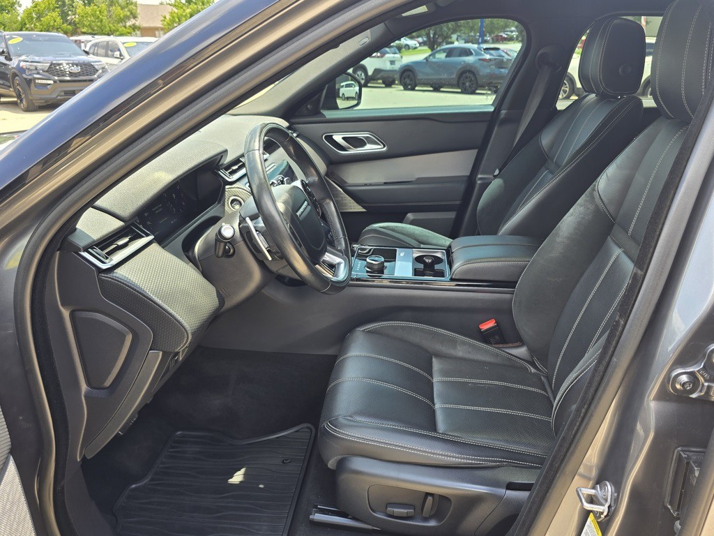 2018 Land Rover Range Rover Image 17
