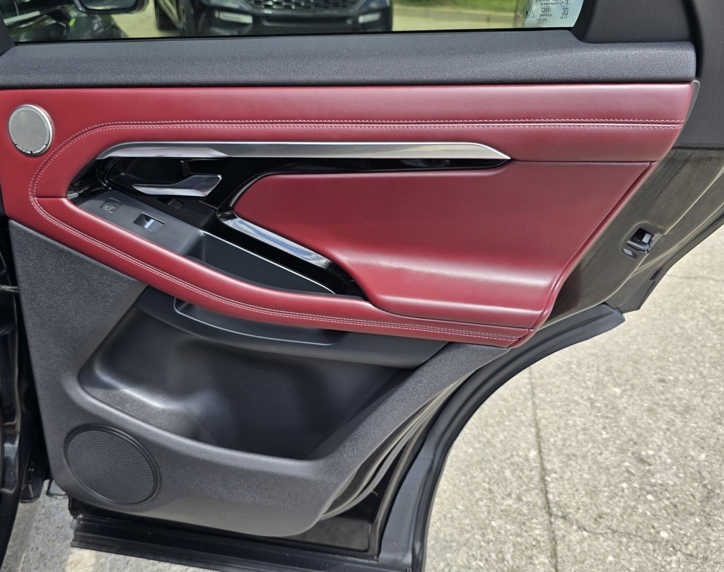 2021 Land Rover Range Rover Evoque Image 43