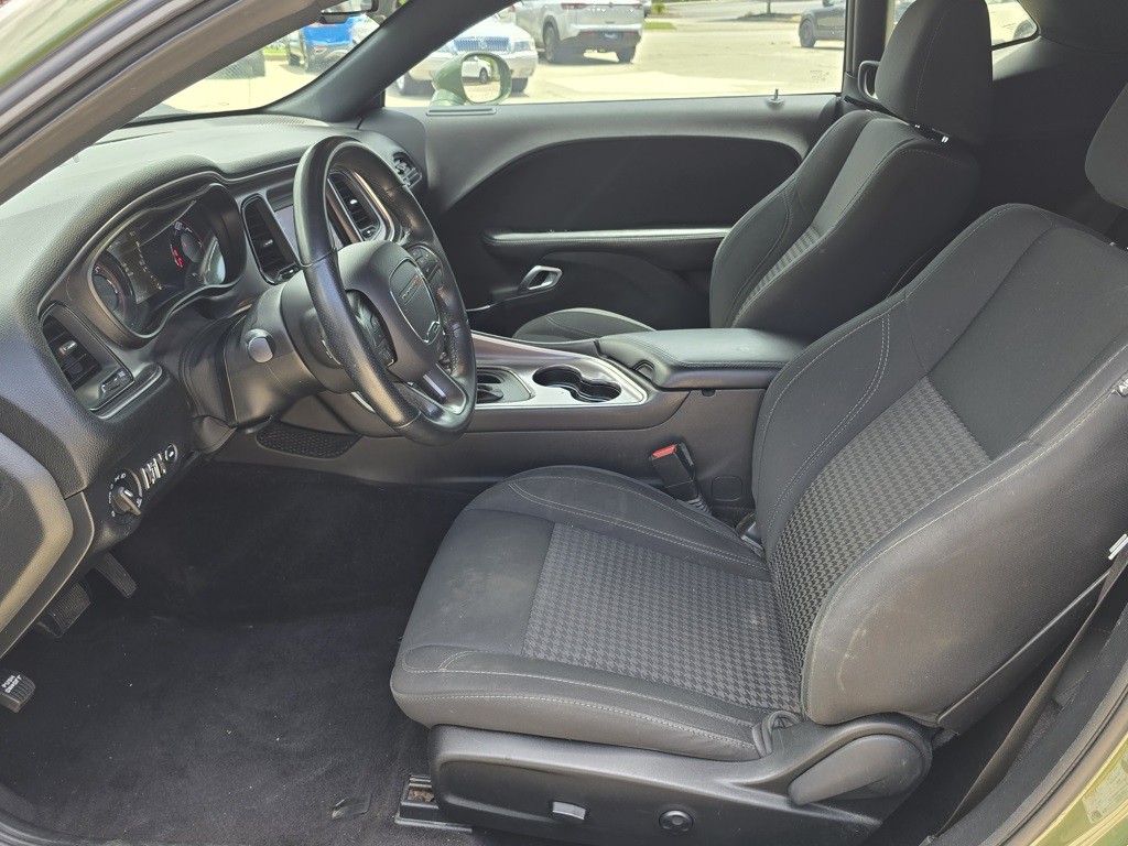 2019 Dodge Challenger Image 8