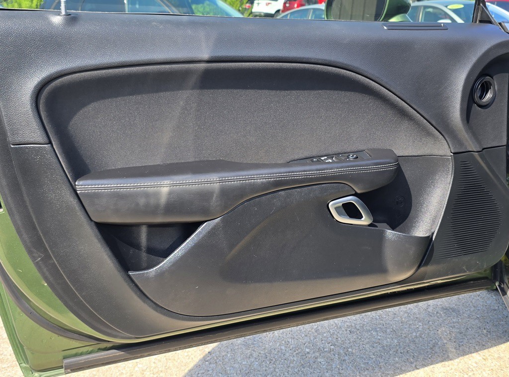 2019 Dodge Challenger Image 13