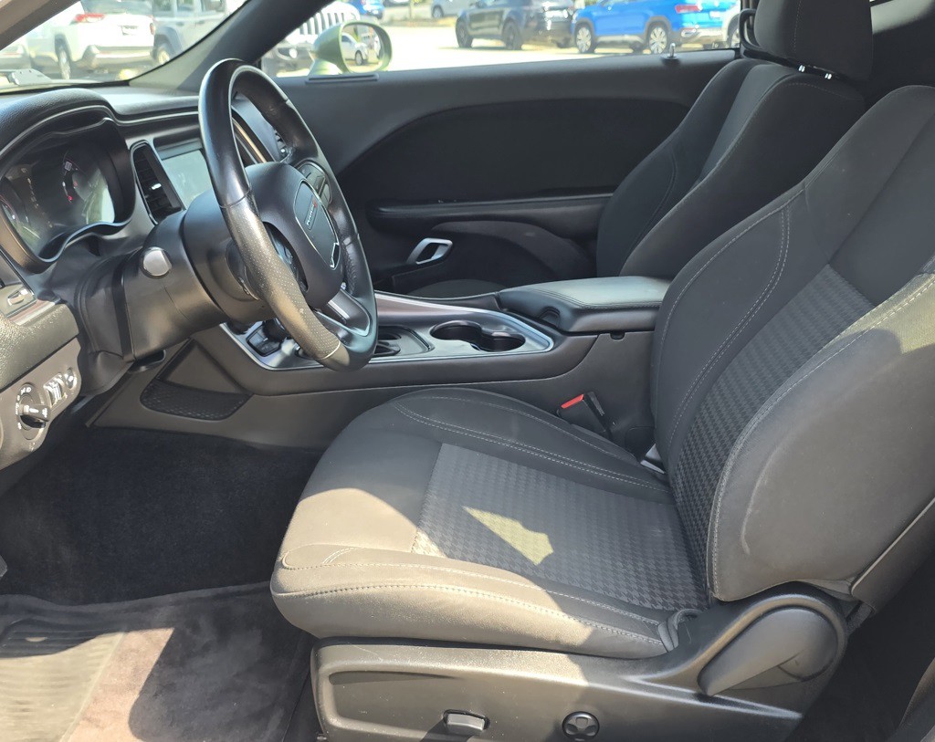2019 Dodge Challenger Image 15