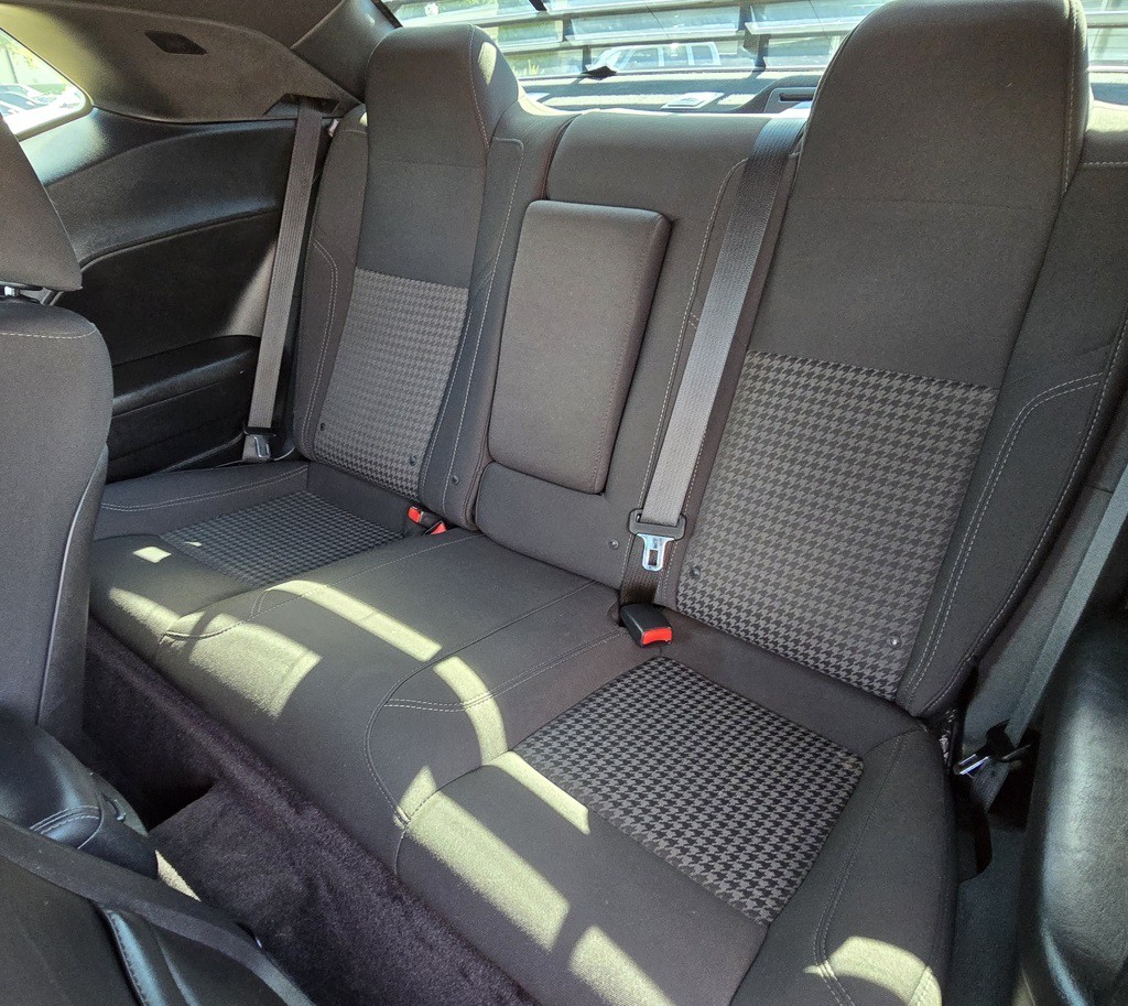 2019 Dodge Challenger Image 25