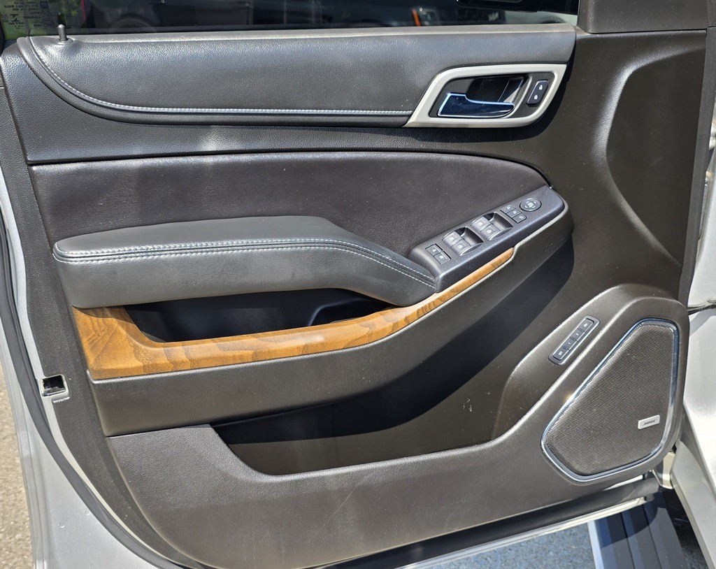 2019 GMC Yukon Image 16