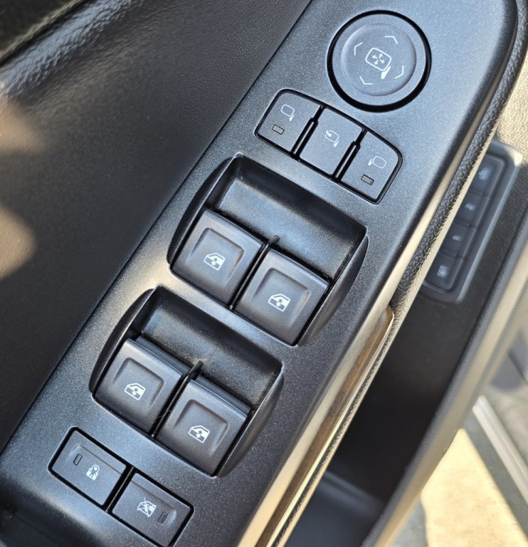 2019 GMC Yukon Image 17