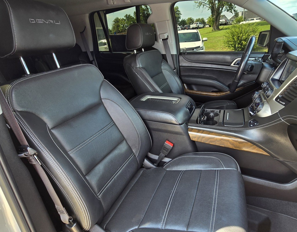 2019 GMC Yukon Image 42