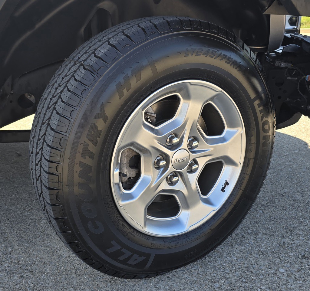 2021 Jeep Wrangler Image 11