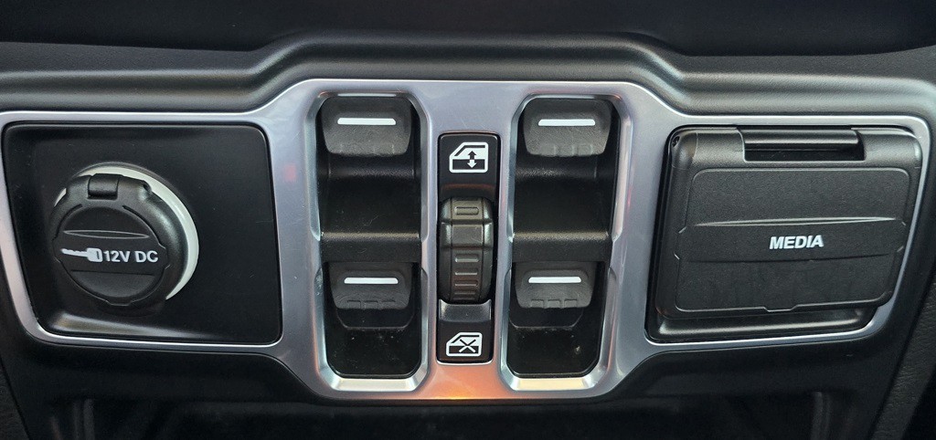 2021 Jeep Wrangler Image 26