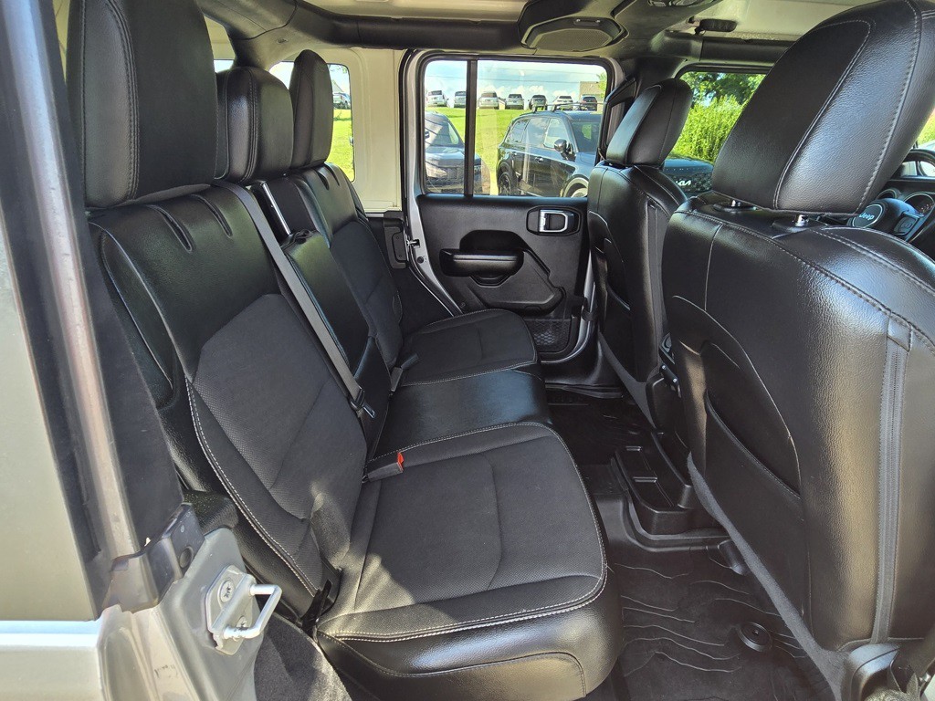 2021 Jeep Wrangler Image 39
