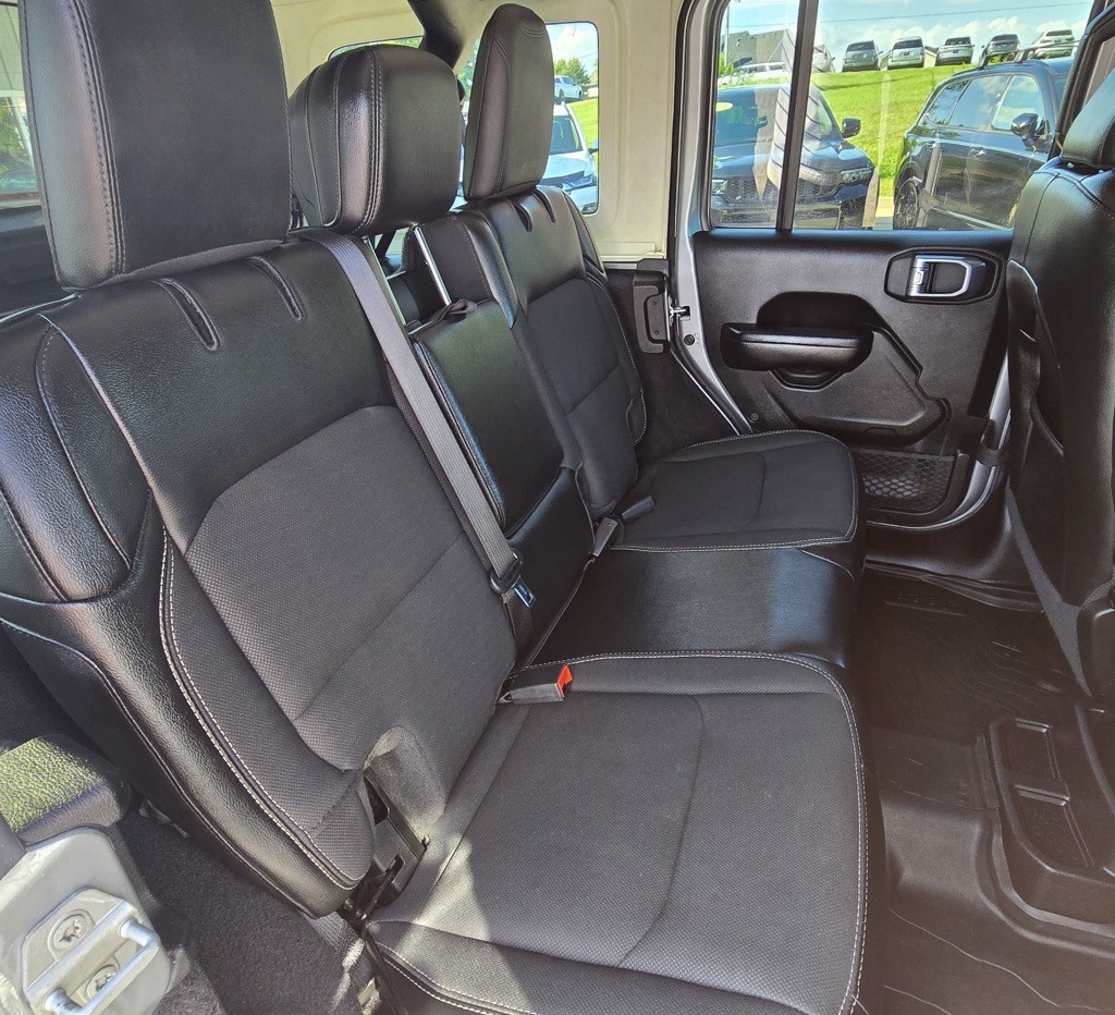 2021 Jeep Wrangler Image 40