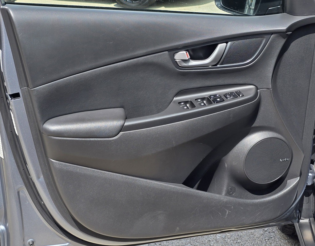 2021 Hyundai Kona Image 16