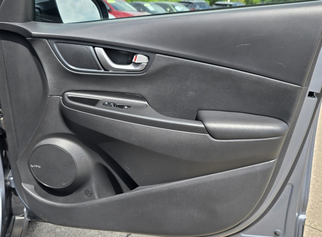 2021 Hyundai Kona Image 38