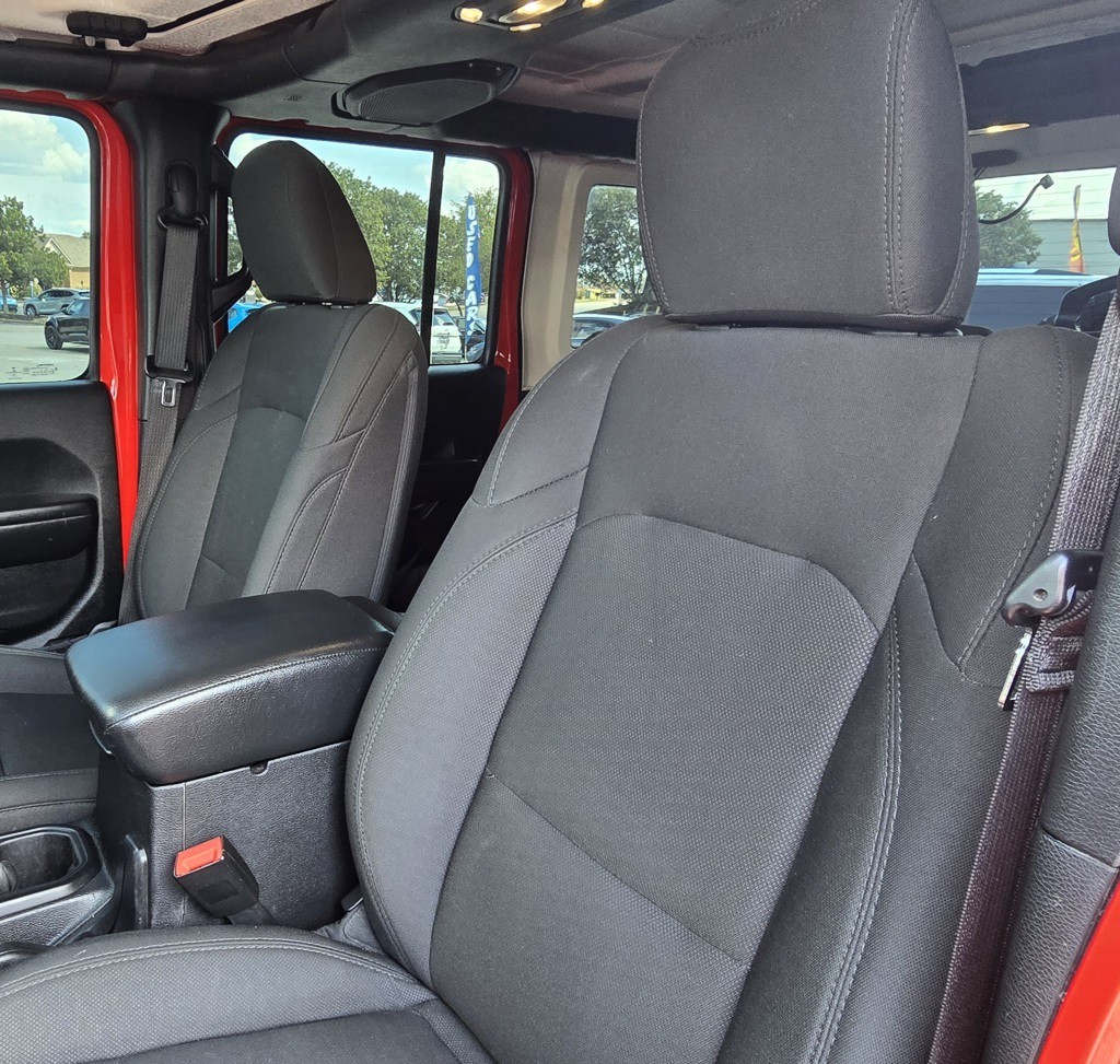 2020 Jeep Wrangler Image 16