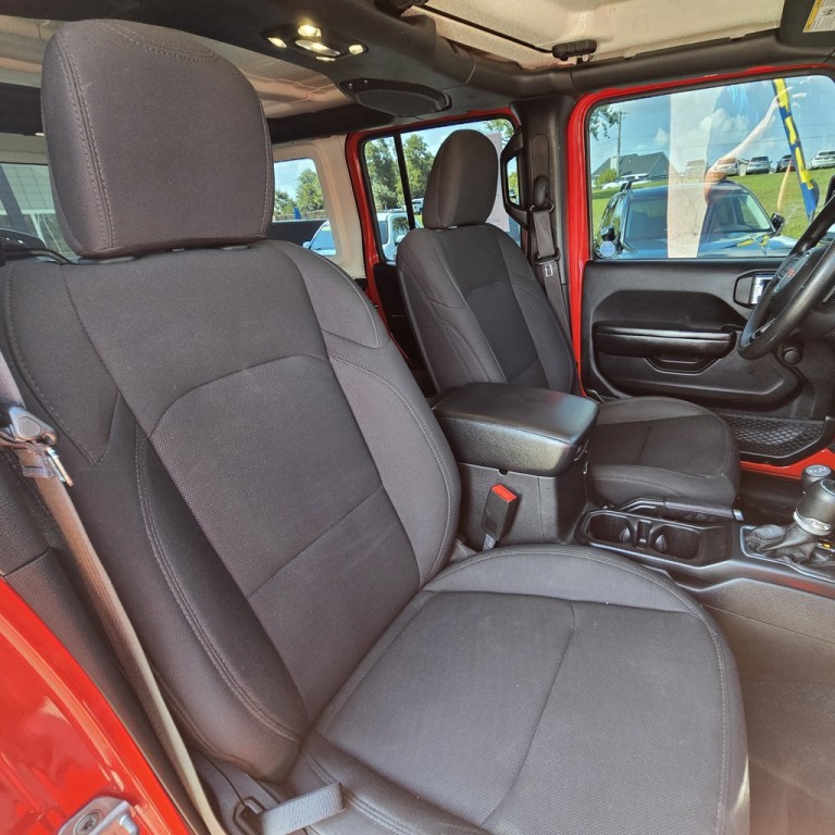2020 Jeep Wrangler Image 33