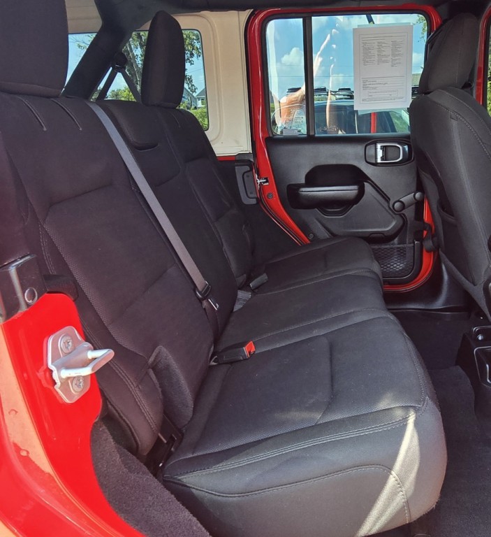 2020 Jeep Wrangler Image 36
