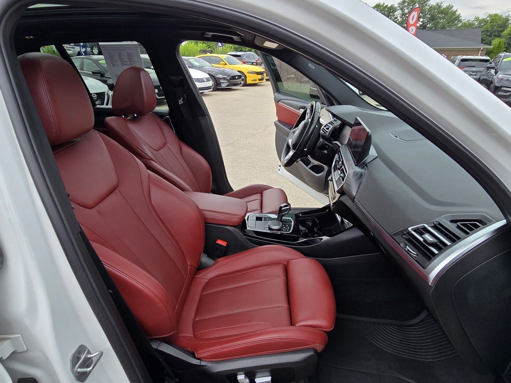 2022 BMW X3 Image 35