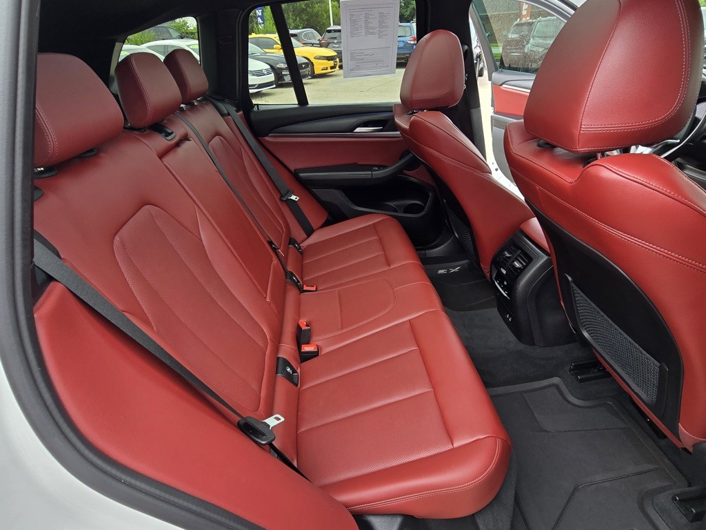 2022 BMW X3 Image 38
