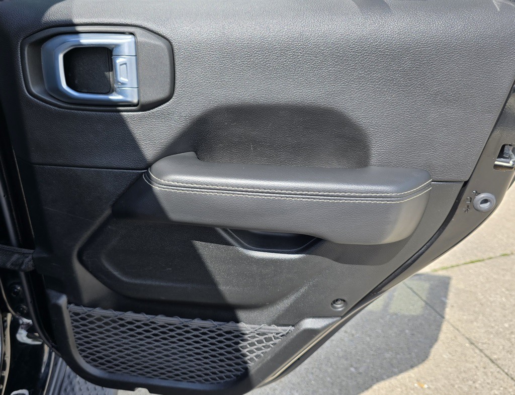 2021 Jeep Gladiator Image 32