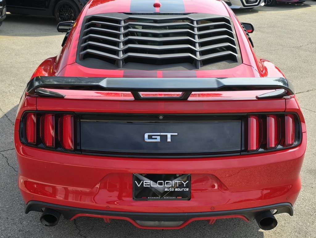 2017 Ford Mustang Image 4