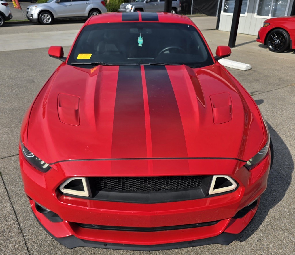 2017 Ford Mustang Image 8