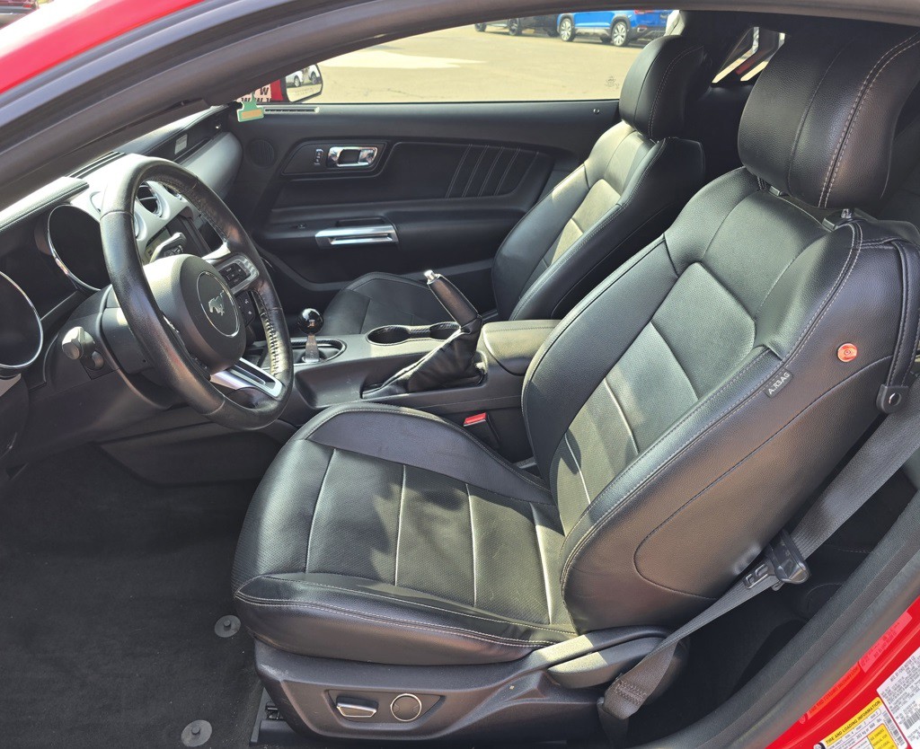 2017 Ford Mustang Image 10