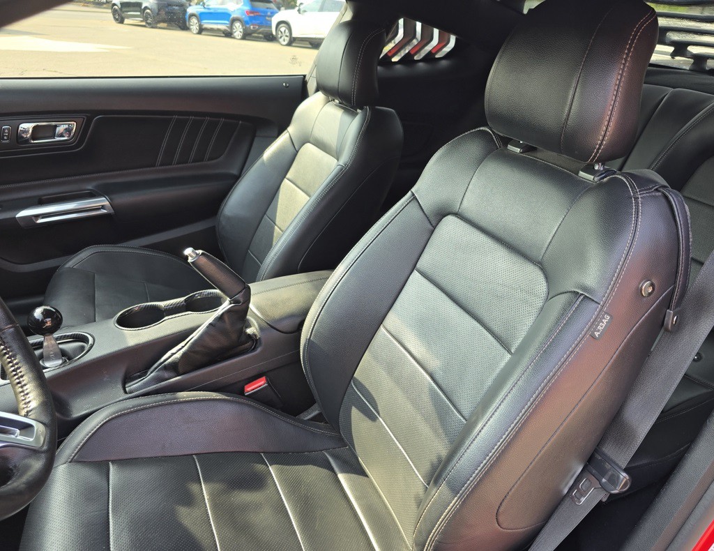 2017 Ford Mustang Image 11