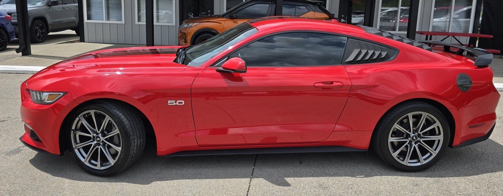 2017 Ford Mustang Image 5