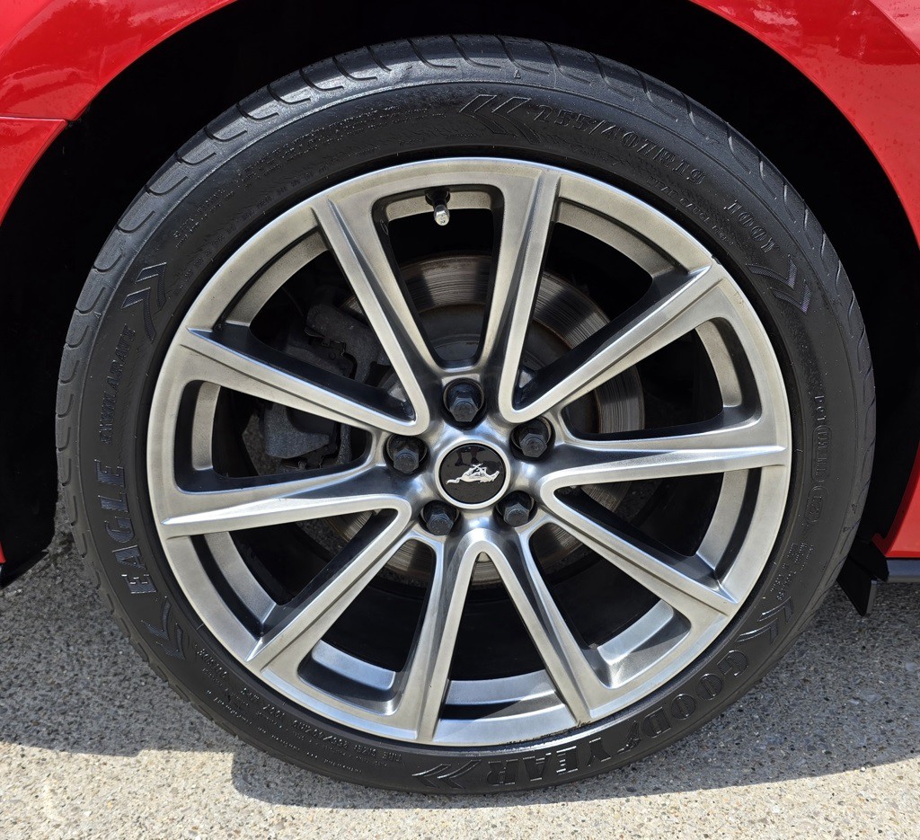 2017 Ford Mustang Image 13