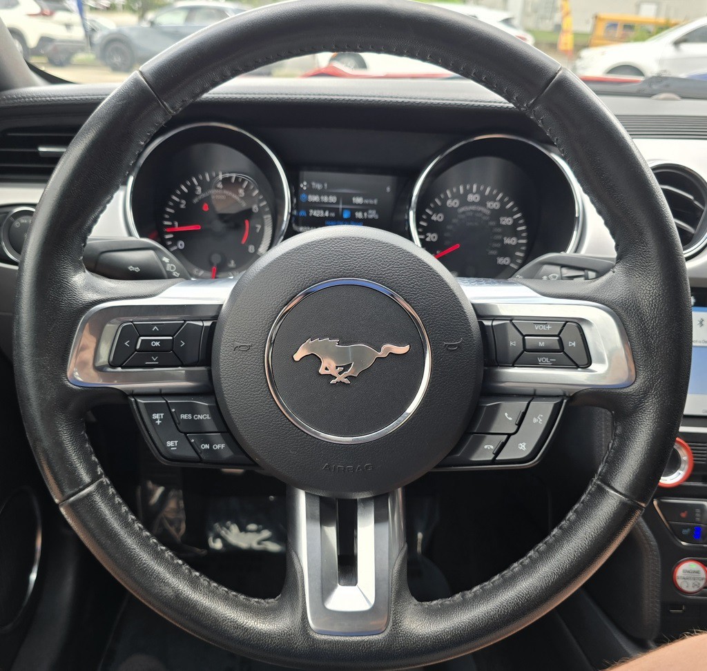 2017 Ford Mustang Image 26