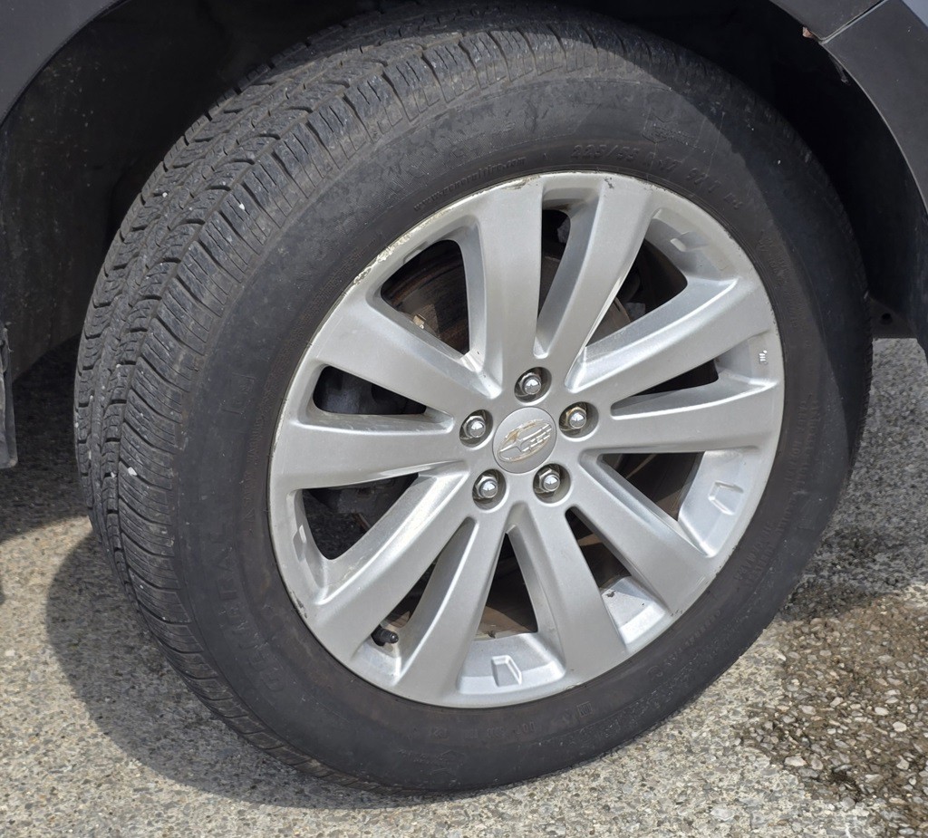 2012 Subaru Forester Image 2