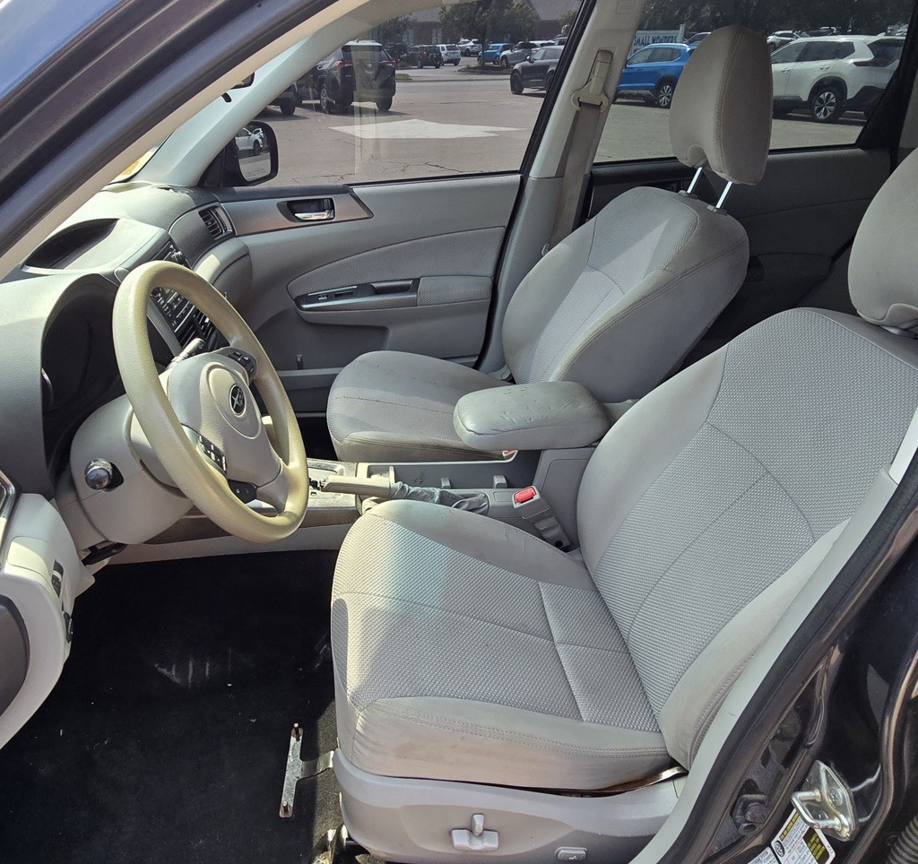 2012 Subaru Forester Image 8