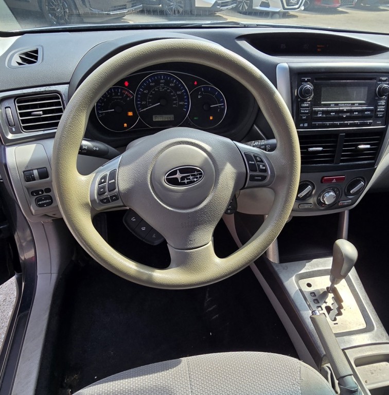 2012 Subaru Forester Image 9