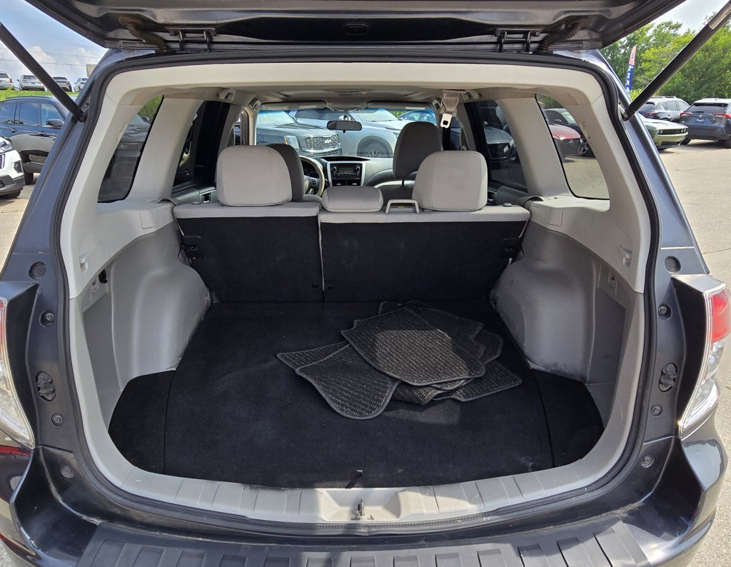 2012 Subaru Forester Image 11