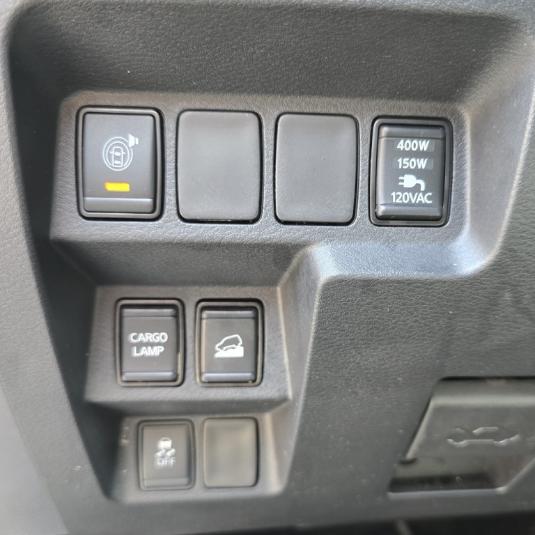 2022 Nissan Frontier Image 9