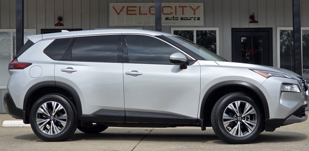 2021 Nissan Rogue Image 1