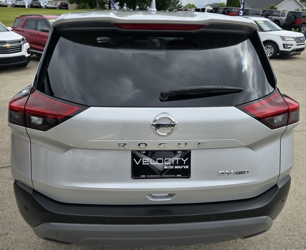 2021 Nissan Rogue Image 8