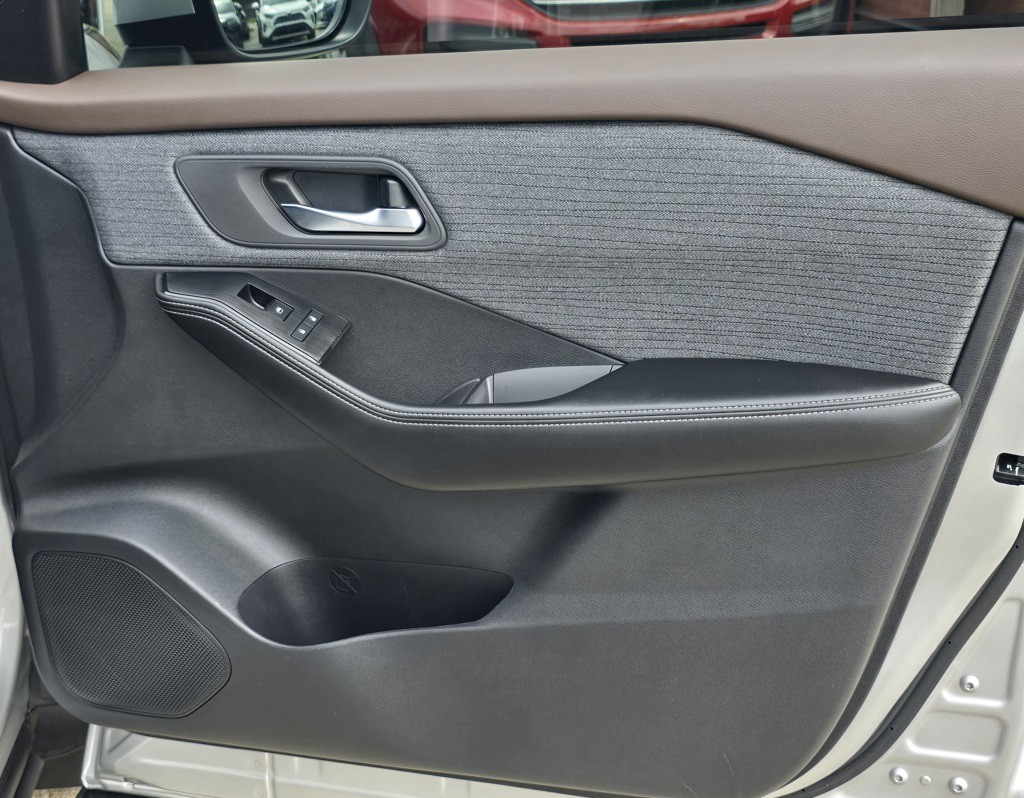 2021 Nissan Rogue Image 34