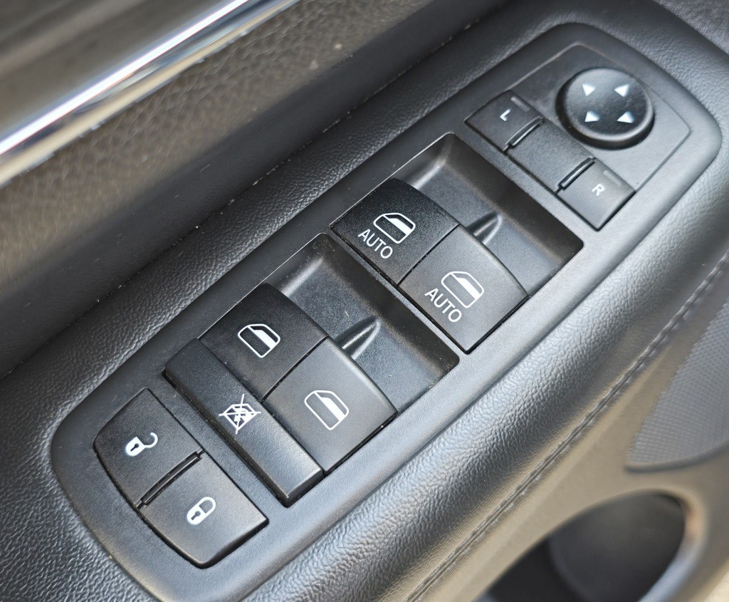 2020 Jeep Grand Cherokee Image 17