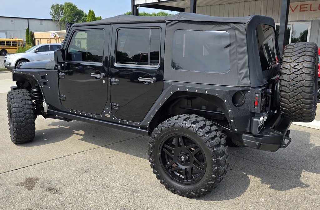 2015 Jeep Wrangler Image 7