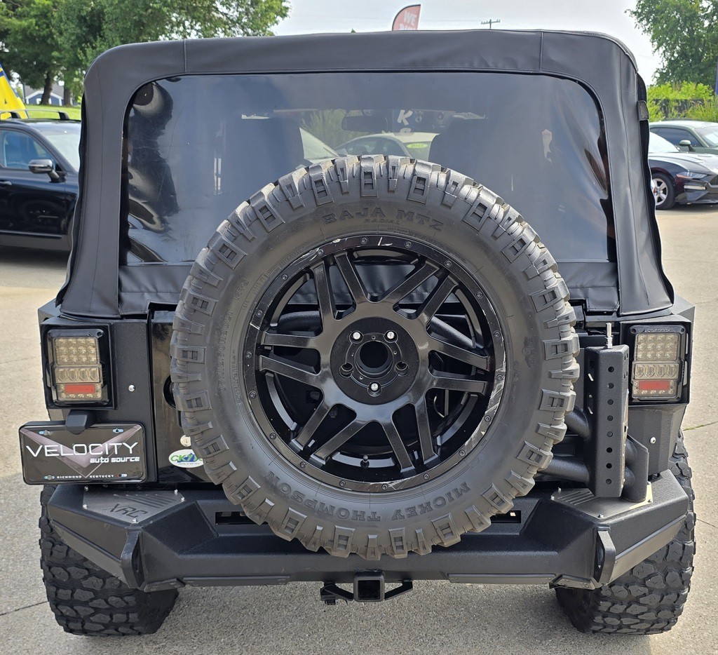 2015 Jeep Wrangler Image 8