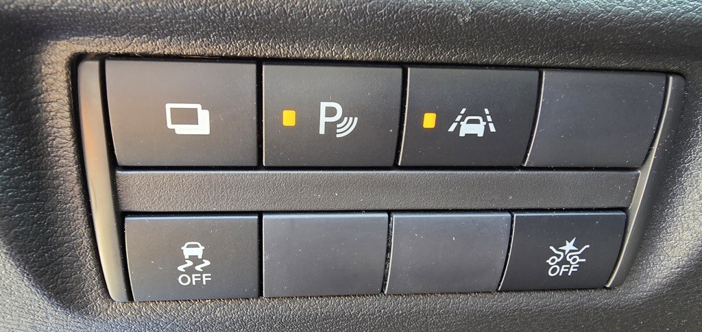 2023 Nissan Versa Image 10