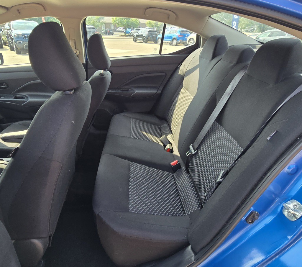 2023 Nissan Versa Image 14