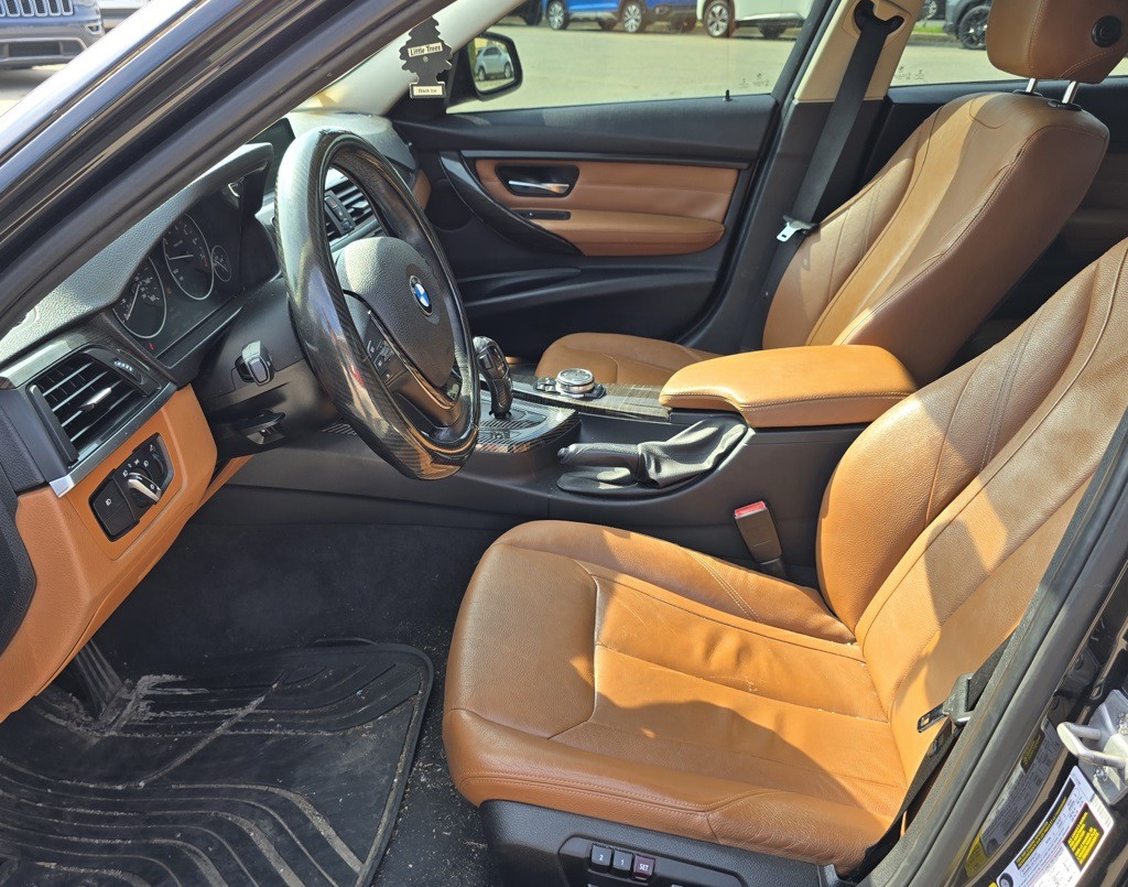 2015 BMW 3 Series Image 7