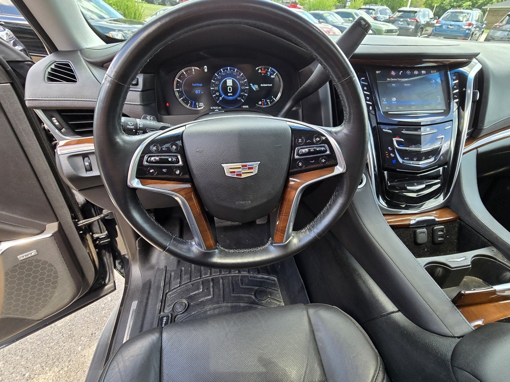 2017 Cadillac Escalade Image 11