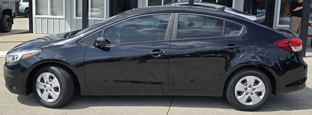 2017 Kia Forte Image 5