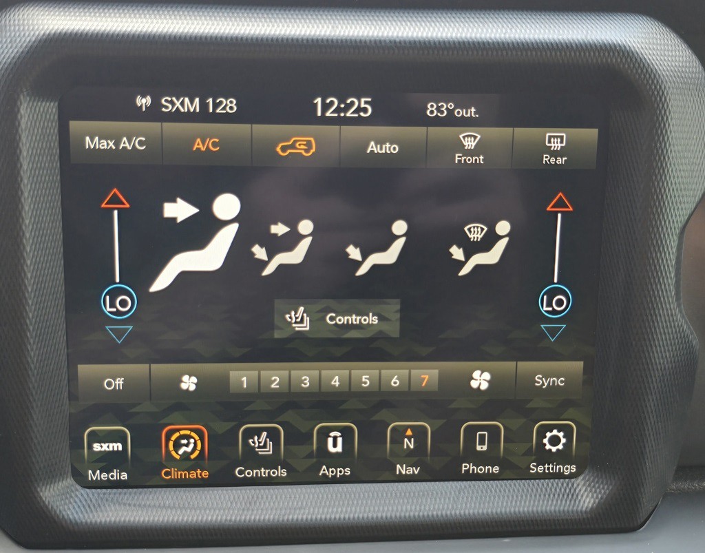 2021 Jeep Wrangler Image 25