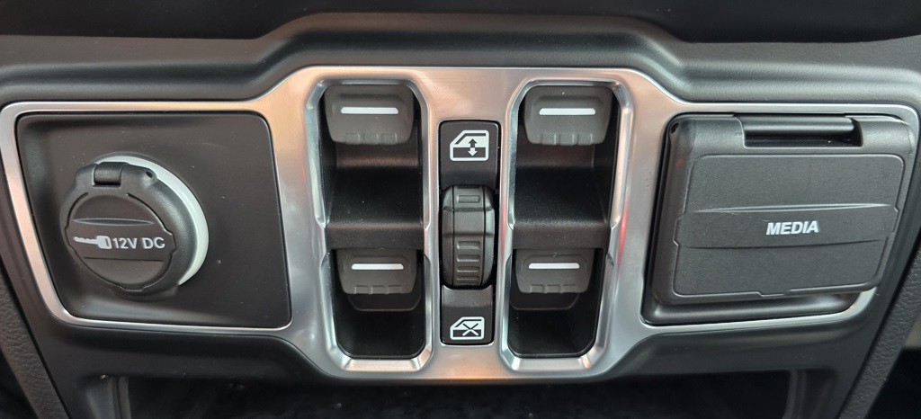 2021 Jeep Wrangler Image 29