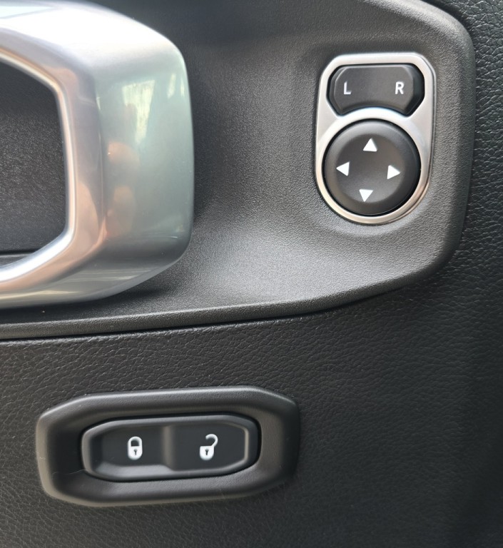 2021 Jeep Wrangler Image 16